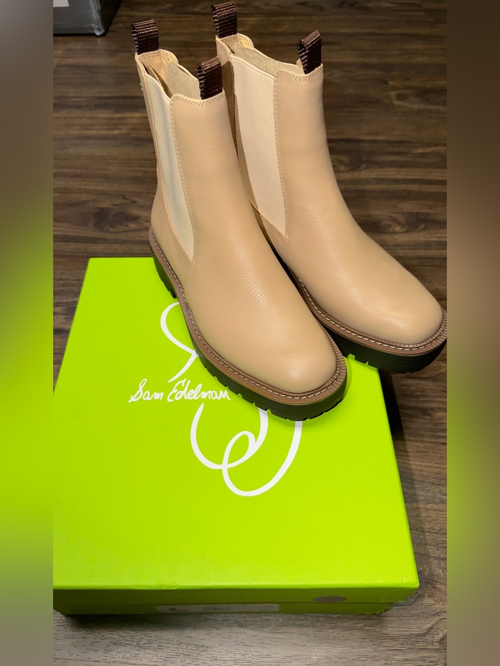 Sam Edelman Nude Beige Chelsea Lug Booties